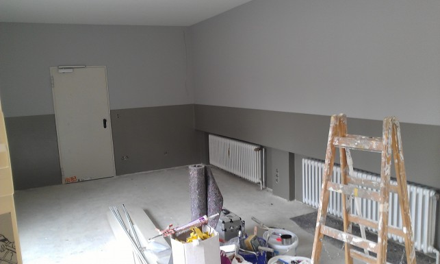 An image of a room in a home being renovated.